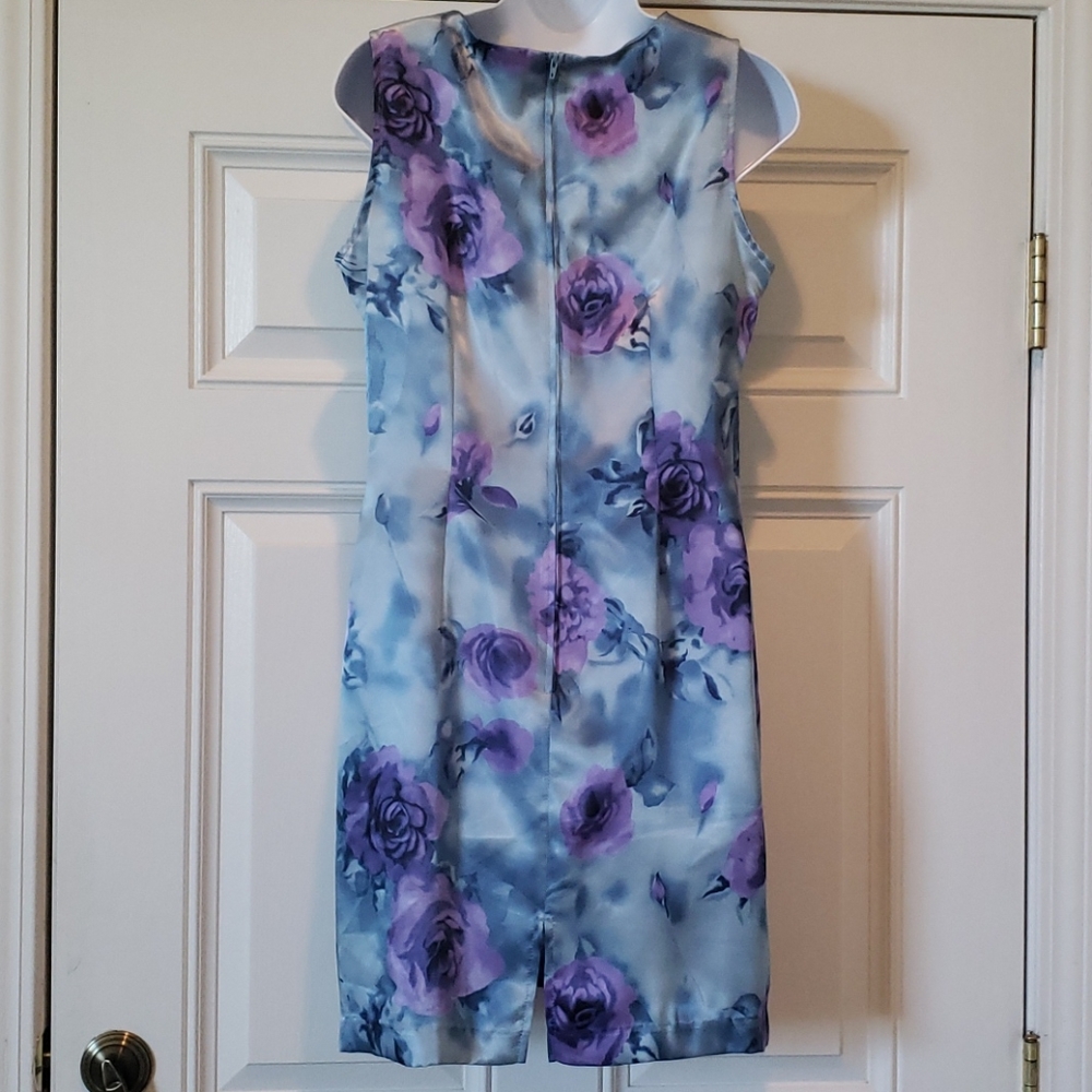 Dress - Picture 13 of 16
